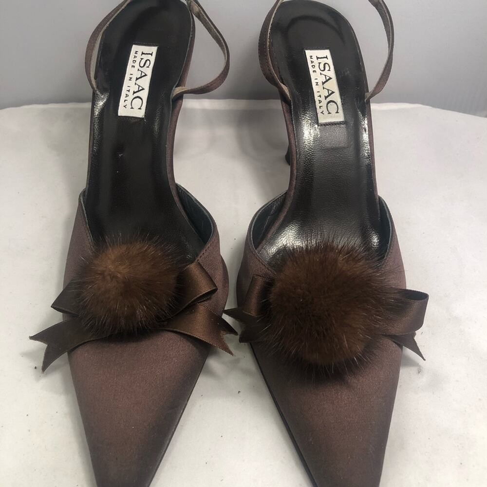 Isaac Mizrahi Sidra Pointy Toe Slingback Heels